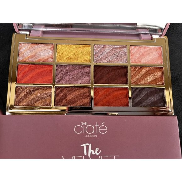 Ciate London The Velvet Palette 12 Piece Eyeshadow Metallics and Mattes - Picture 2 of 4